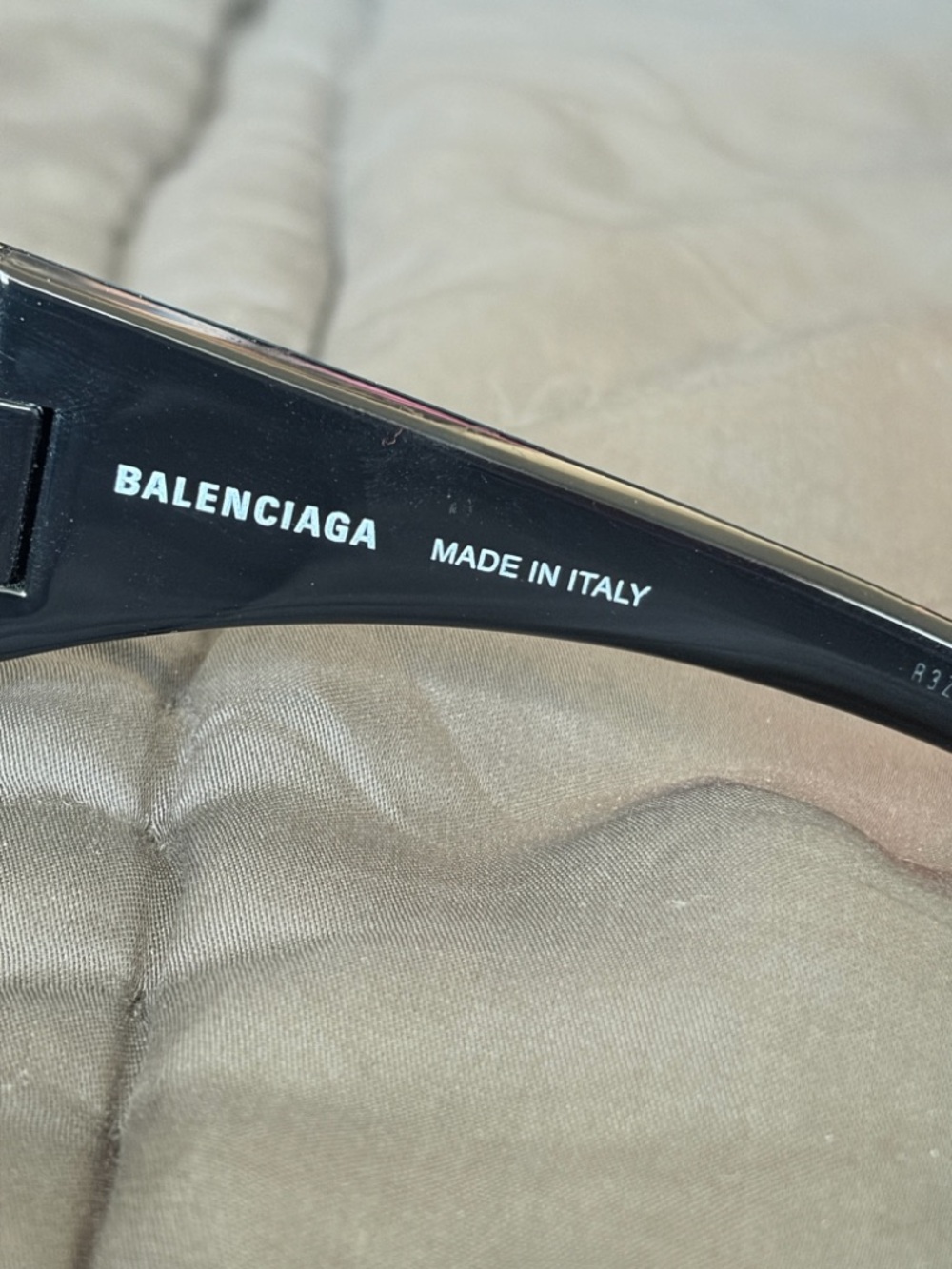 Balenciaga Gotham Devil Sunglasses - Picture 2 of 4